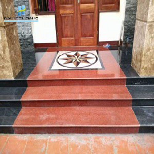 Đá granite đỏ ruby ấn độ ốp tam cấp