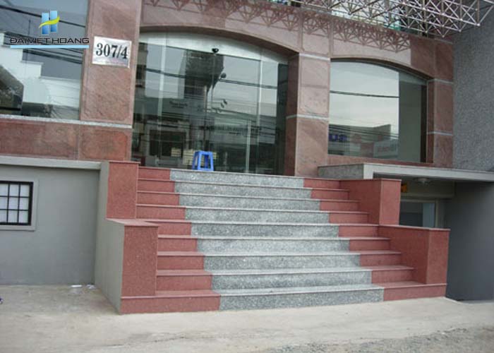 mẫu đá ốp tam cấp hoa cương 3