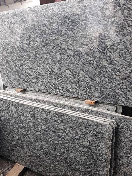 Đá Granite Trắng Mắt Rồng